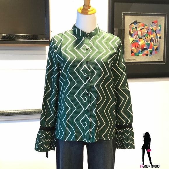 Style Mafia Green Long Sleeve Blouse - Picture 2 of 4